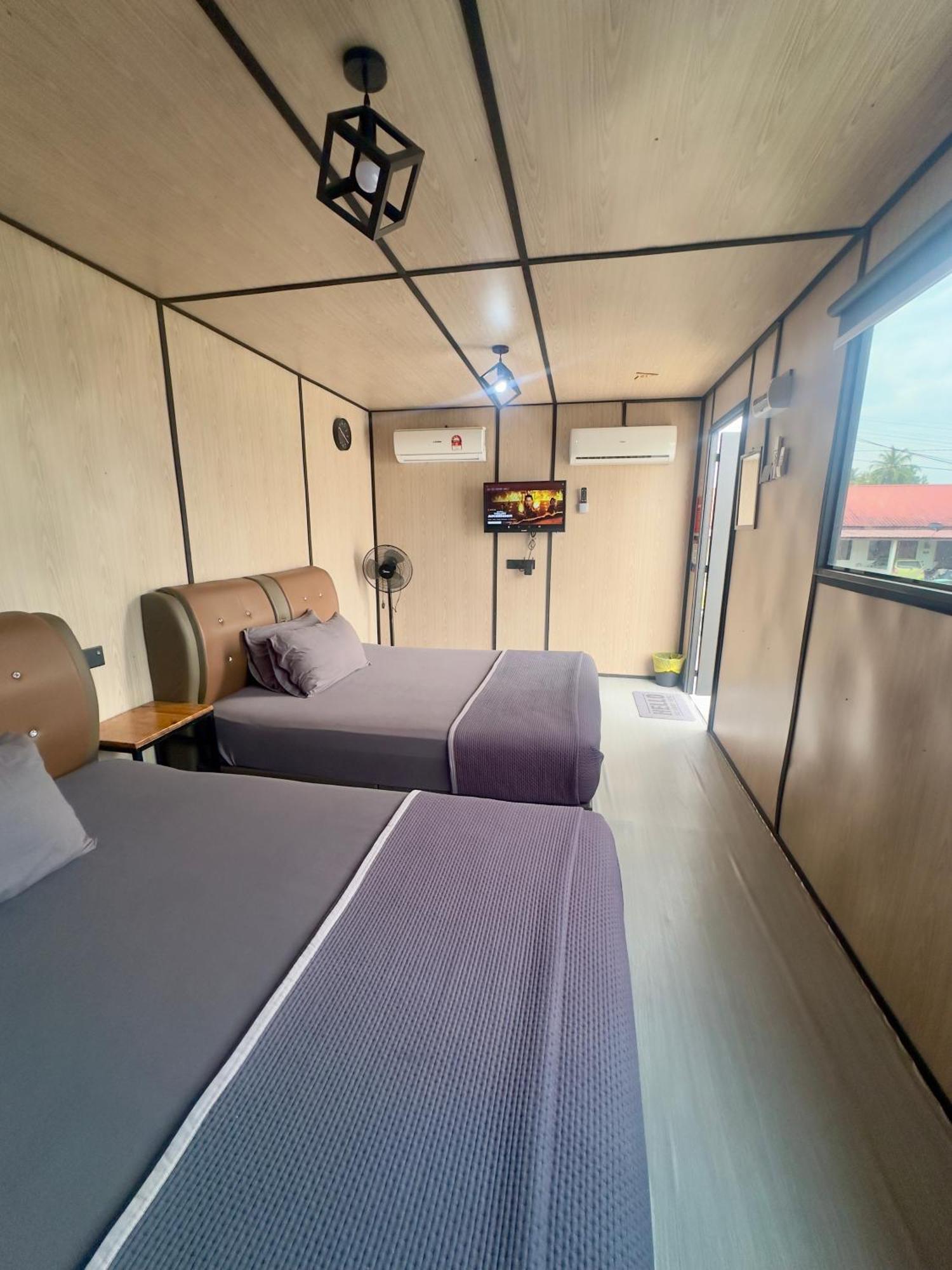 Padang Besar Gray Cabin Exterior photo